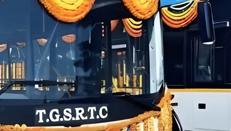 Hyderabad Adds Electric Buses To Waverock IT Corridor