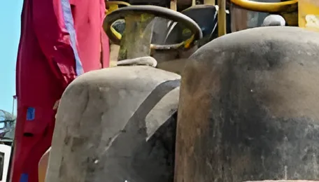 Kolkata LPG Hike Deepens Urban Inflation Concerns 
