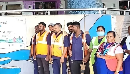 NMMC Railway Station Sanitation Push Gains Momentum
