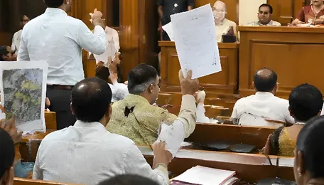 Ahmedabad Civic Meeting Flags Drainage, Food Safety and Tender Concerns