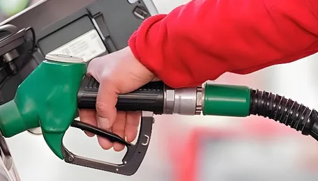 Fuel prices to surge as OMC’s face Rs 30,000 core debt 