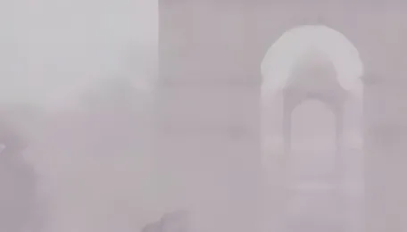 Delhi NCR Air Crisis Deepens Urban Risks