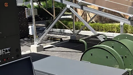 Electric vehicles from the military, Hyundai Motor, and Mercedes-Benz, robot dogs, and hydrogen trams all gathered… 'Green Mobility Show' 