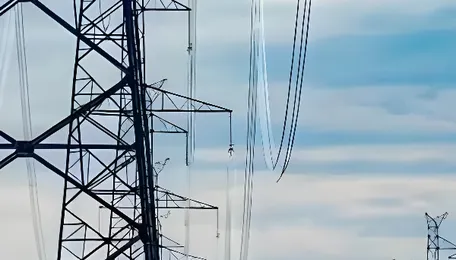 India renewable energy transmission bottlenecks, PGCIL execution challenges and delays impacting RE goals