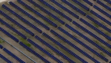 Solar power surge leads to decline in fossil fuel generation 