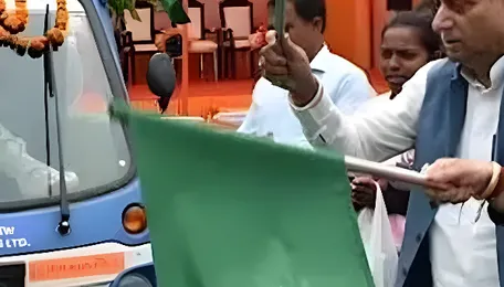 Delhi mayor flags off 135 electric sanitation vehicles 