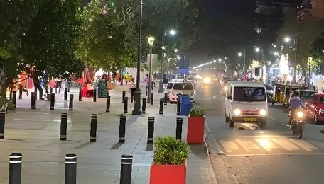 Chennai Pondy Bazaar Parking Congestion Disrupts Traffic Flow