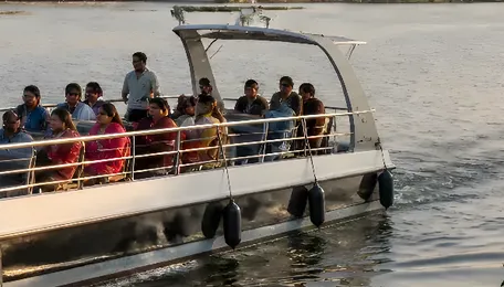 Yamuna Cruise Service Set for Delhi Launch Before Chhath