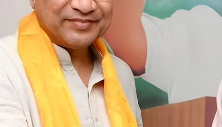Sikkim MP urges Railway Minister to expedite key rail projects in state 