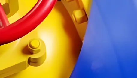 European Gas Prices Slide as Mild Weather Tempers Supply Fears