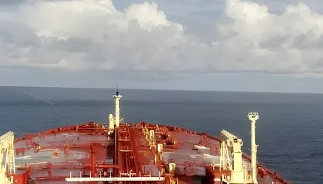 Japan to Compensate Oil Importers for High Shipping Costs