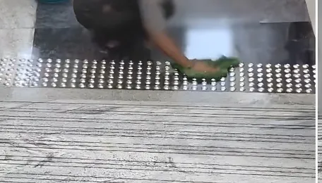 Mumbai Metro Line 3: Cleaning Staff Seen Without PPE, Raises Worker Safety Concerns 