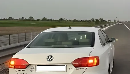 Highways vs expressways for road trips: BHPians reveal their choice - Team