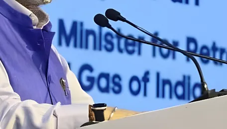 No global energy shortage, logistics the challenge: Puri 