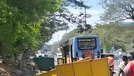 Residents upset over shoddy electric cable work in Thiruvanmiyur 