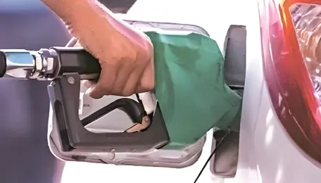 Using E20 petrol in old vehicles? Maintenance costs may rise up to ₹10,000 