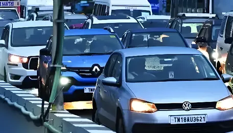 Ghaziabad Traffic Plan Tightens as Kanwar Crowds Rise