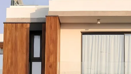 South Delhi Luxury Floors Near 55 Crore