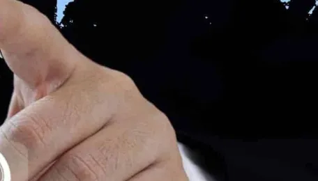 India Commercial Growth Outpaces Residential Slowdown