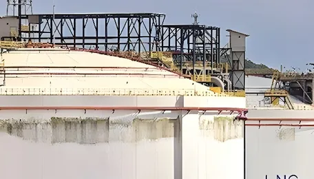 India LNG Expansion Gains Pace Amid Global Crisis