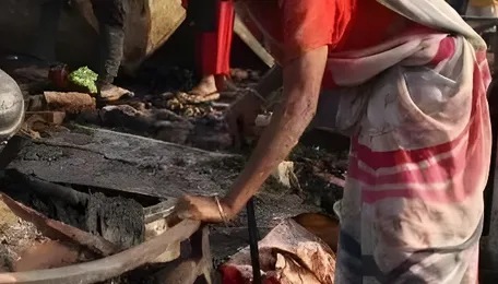 Lucknow Informal Settlements Face Rising Fire Risks