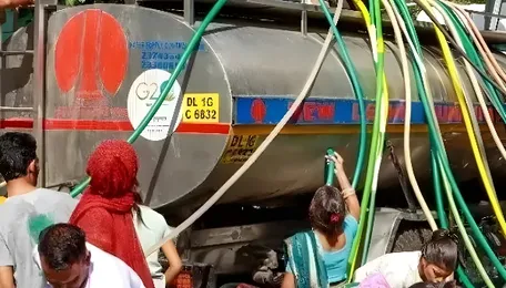 Delhi Water Supply Crisis Disrupts Daily Life