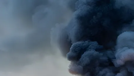 Blast sparks fire at Indian substation 