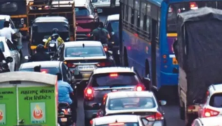 Pune Traffic Congestion Strains Daily Urban Life