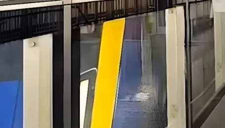 Mumbai Metro One Moves Passes Fully Into Digital