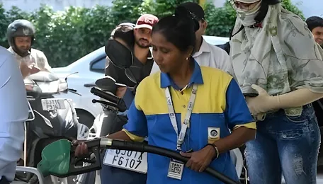 India increases fuel prices for second time in a week as retailers face heavy losses 