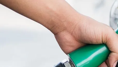 Nagpur Fuel Demand Doubles As Panic Buying Surges