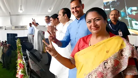 Delhi CM Rekha Gupta flags off new electric buses 