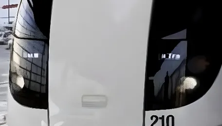 Mumbai BKC Pod Taxi Moves Without Public Subsidy