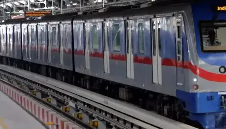 Kolkata Metro Services Disruption Impacts Daily Urban Mobility