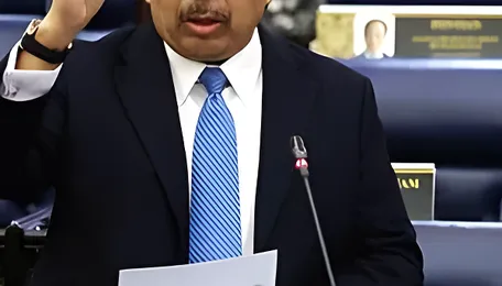 Data centre investors must pay for electricity transmission upgrades, says Johari 