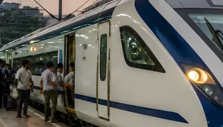 Bengaluru–Mumbai Vande Bharat Sleeper Train Set to Start on November 1