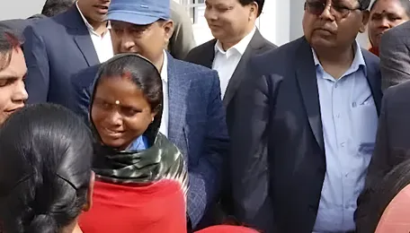 Chief Secretary reviews gas leak zone, rehab site in Dhanbad; stresses local participation 