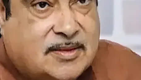 Gadkari reviews proposed high-speed and high-density corridors, BOT National Highway projects in Maharashtra 