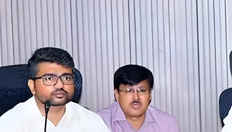 Officials told to expedite railway project works 