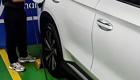 DOE to require EV charging stations in parking lots 
