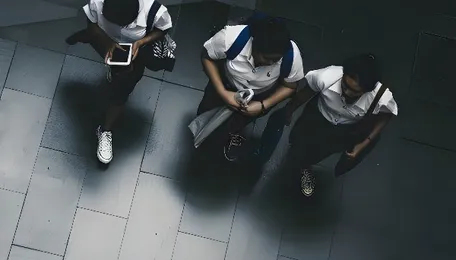 Kolkata Women Education Access And Public College Growth