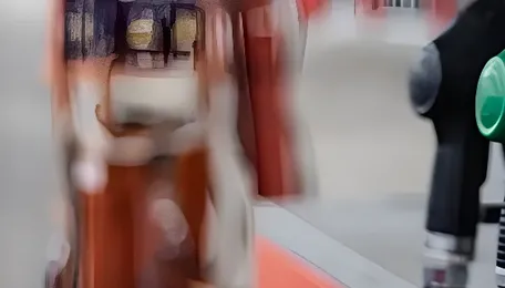 US drivers turn to EV rentals as gasoline prices surge 