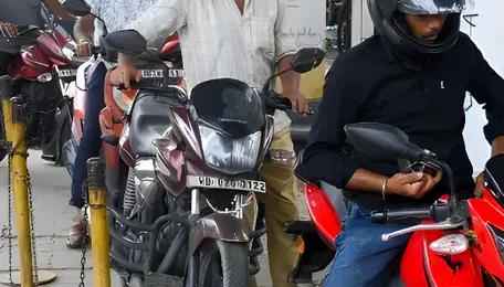 Kolkata Fuel Prices Hold Steady as Oil Markets Shift