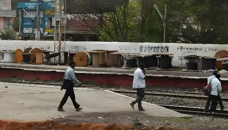Chennai Avadi Station Entry Demand Grows Among Commuters