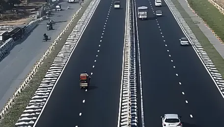 Noida Parallel Expressway Boosts Eastern Connectivity