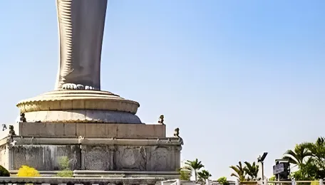 Hyderabad Plans New Urban Tourism Landmarks