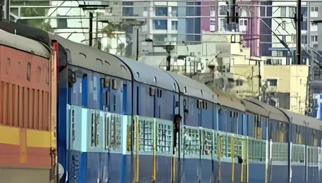 Pune Passenger Rail Expansion Eases Seasonal Rush