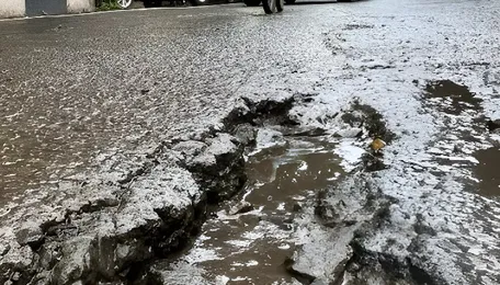 Bengaluru Gunjur Road Deterioration Disrupts Daily Commutes