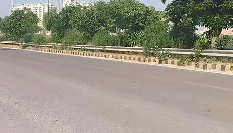 New sectors’ residents raise safety risks, demand service road along Upper Dwarka Expressway in Gurgaon 