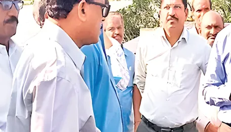 111Singareni CMD launches 150 kW rooftop solar project in Tekulapalli 